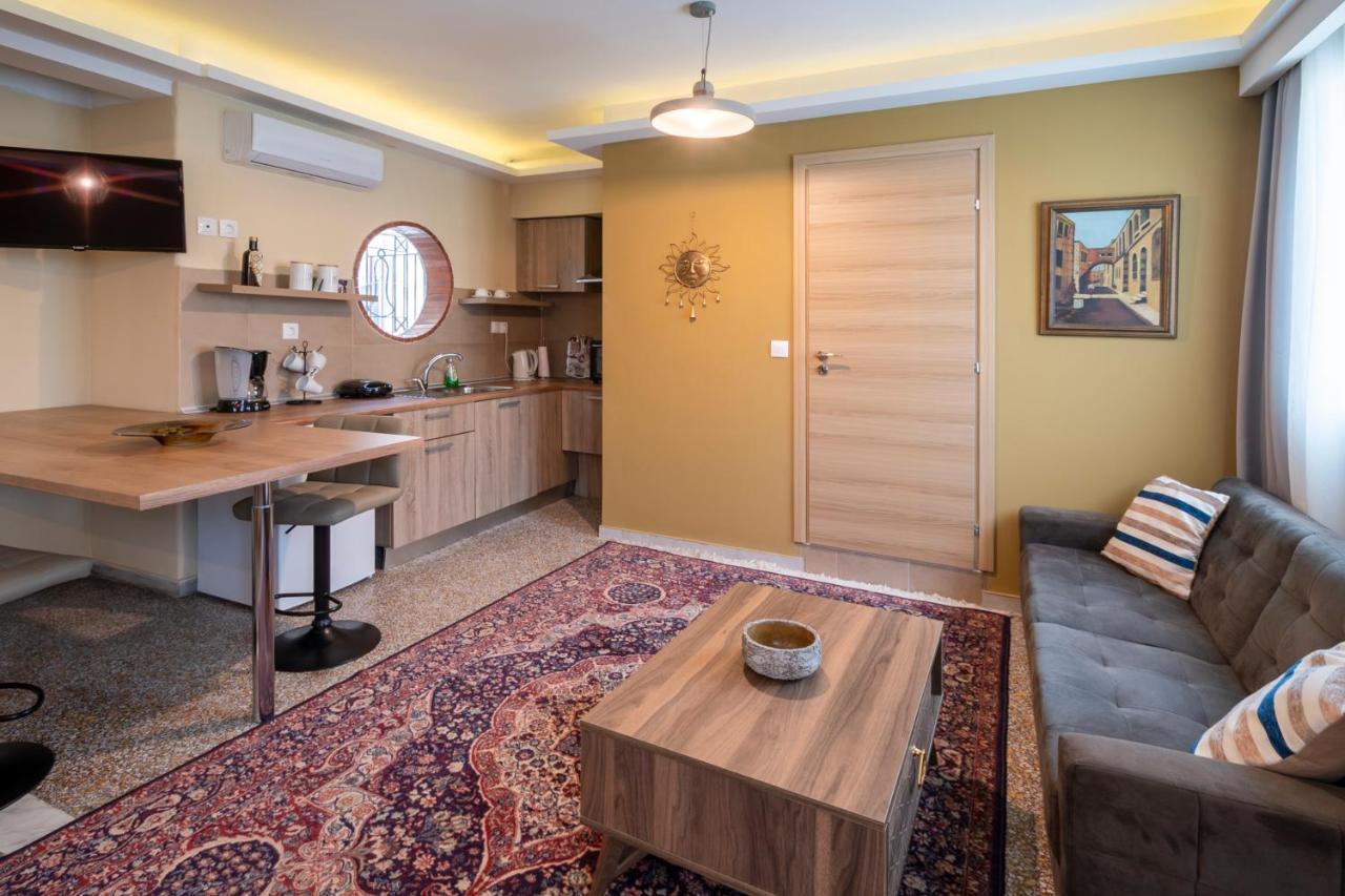 Ririka Athens Homes ภายนอก รูปภาพ