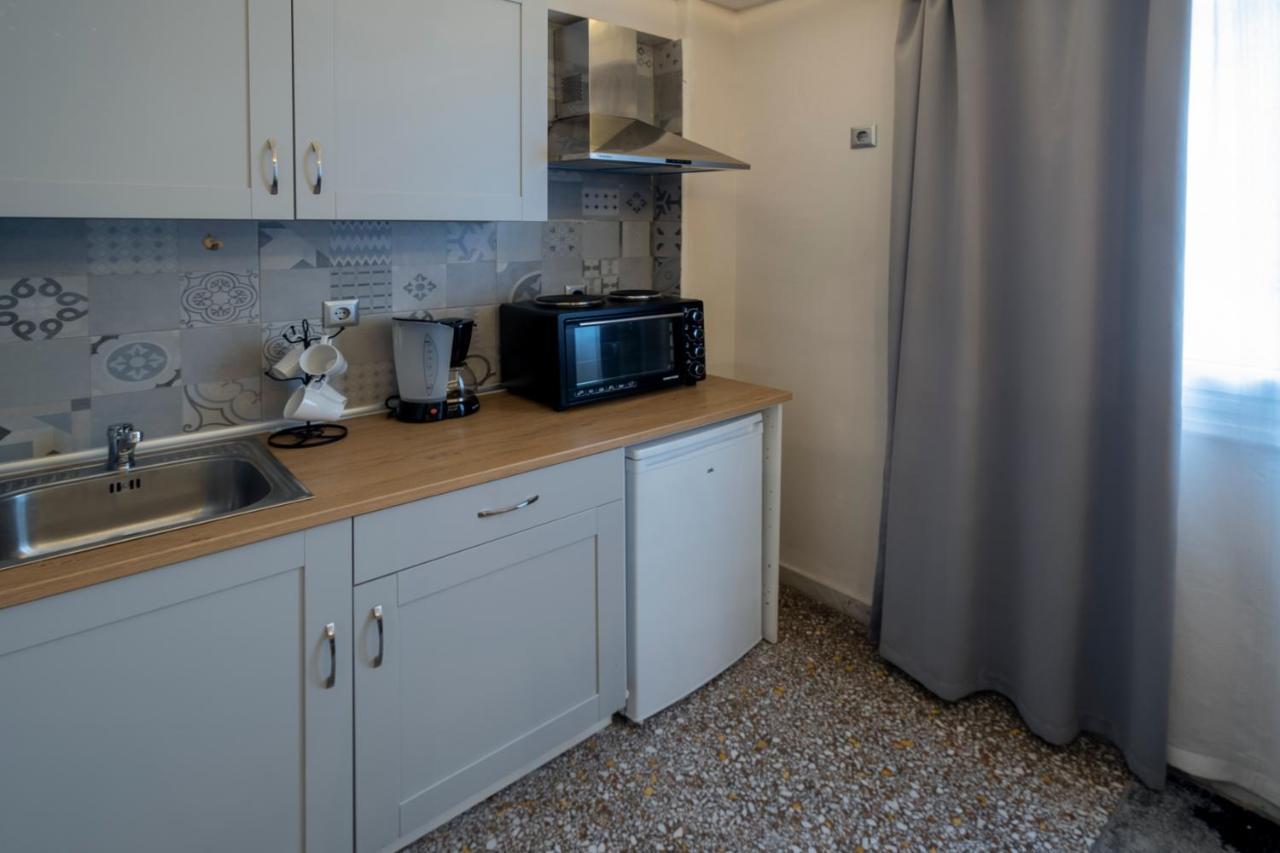 Ririka Athens Homes ภายนอก รูปภาพ