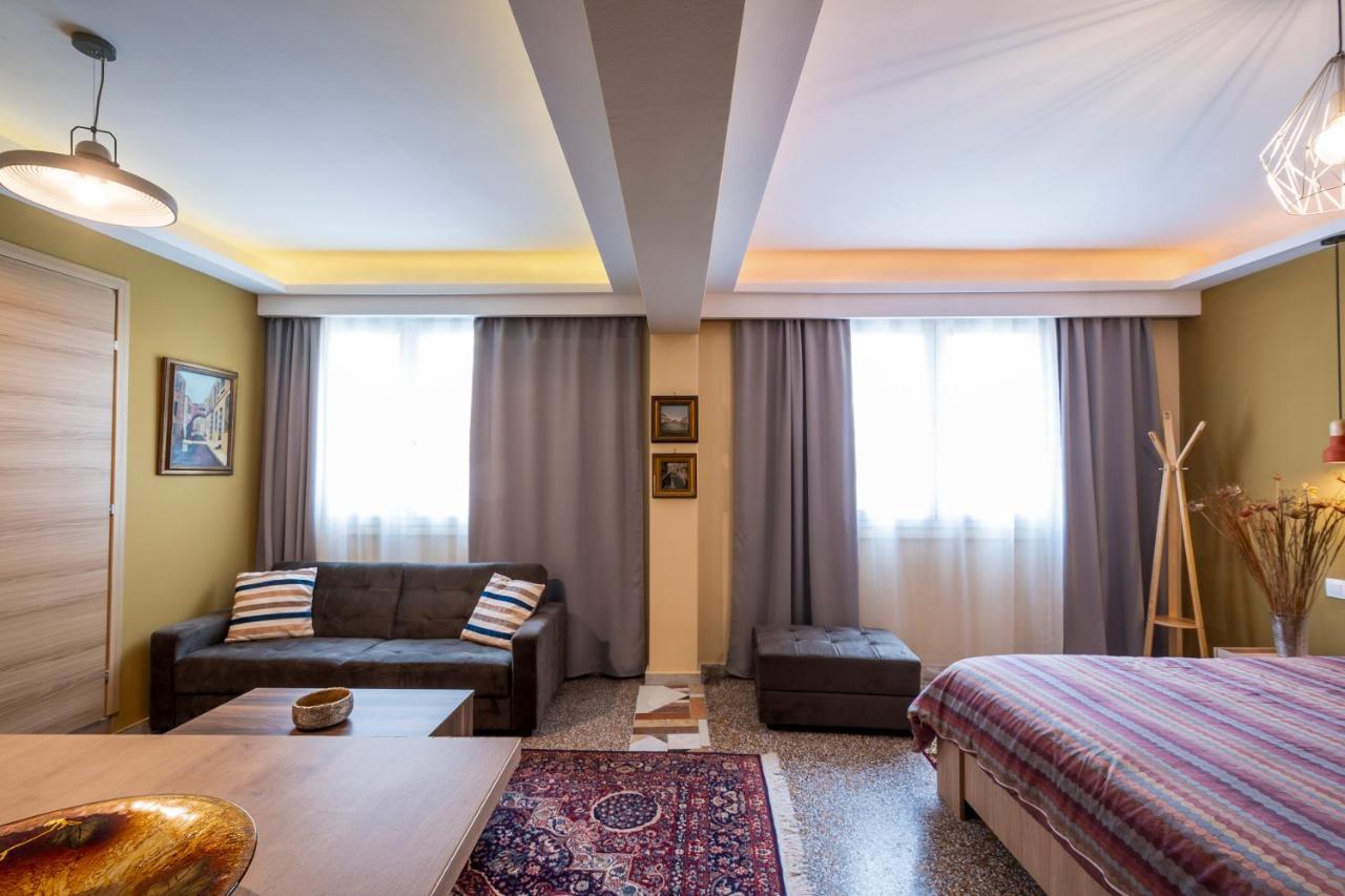 Ririka Athens Homes ภายนอก รูปภาพ